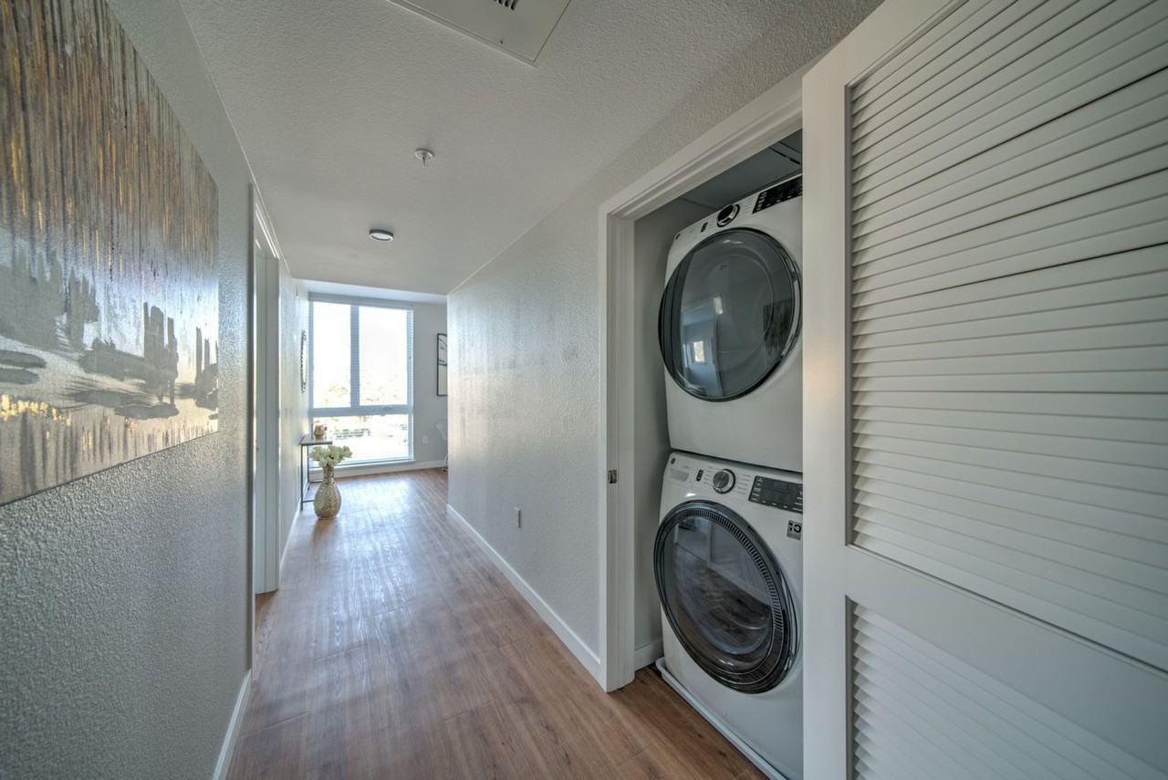 Cerrito Vista Apartments - Photo 6 of 34