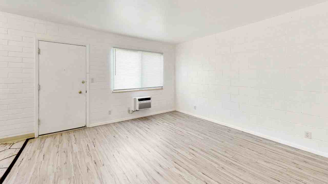 218 3rd Street, LLC - Photo 4 of 14