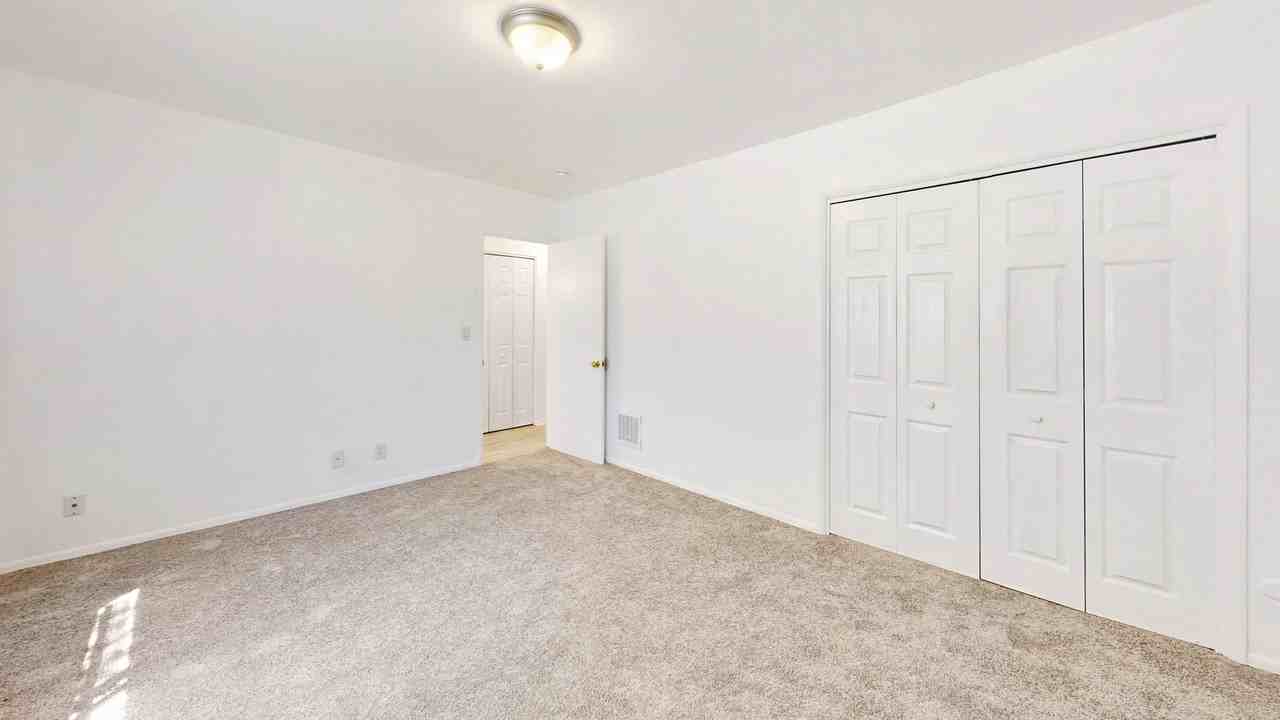 218 3rd Street, LLC - Photo 5 of 14