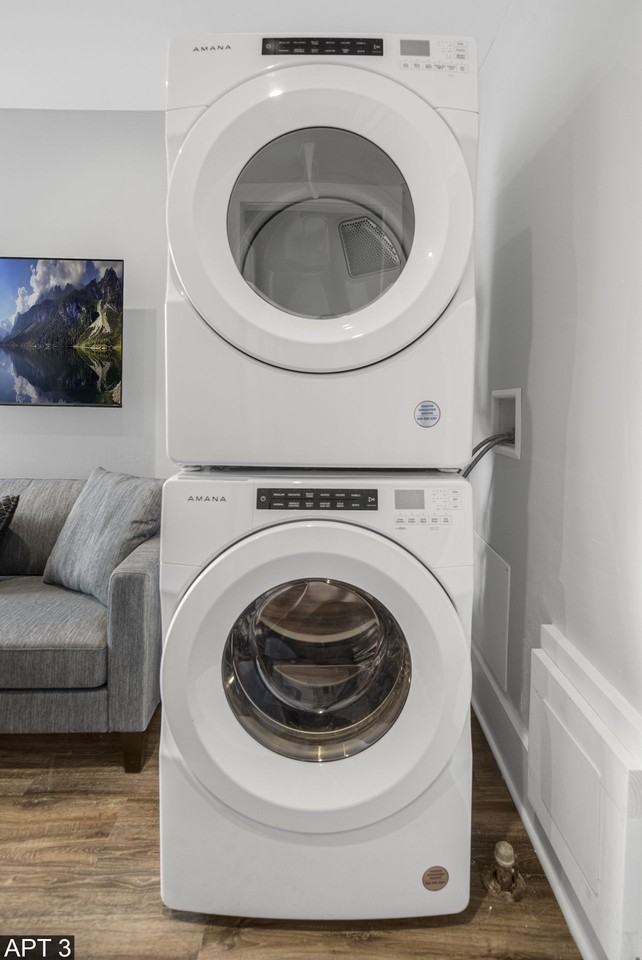 308 Stewart Ave - Photo 6 of 14