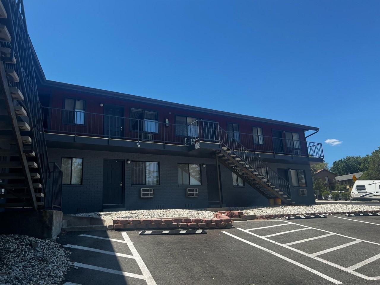 Brinkby Apartments - Photo 3 of 7