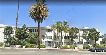featured image of 2212 N Cahuenga Blvd