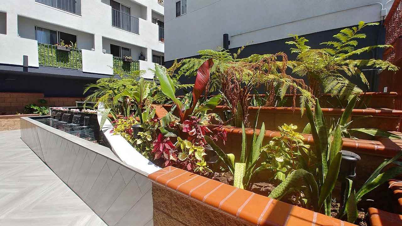 Villa De Adel - Photo 6 of 50