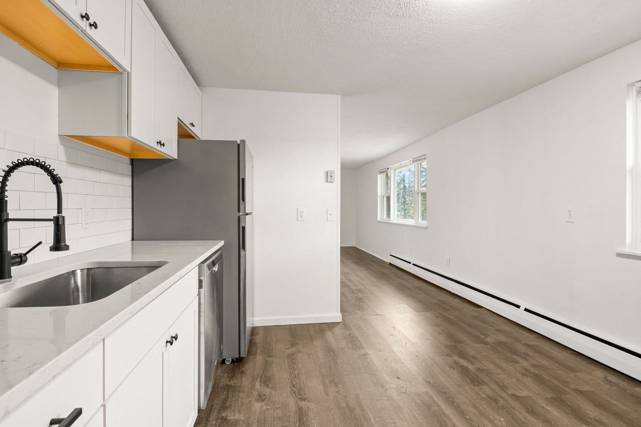 Patriots Landing - Photo 2 of 50