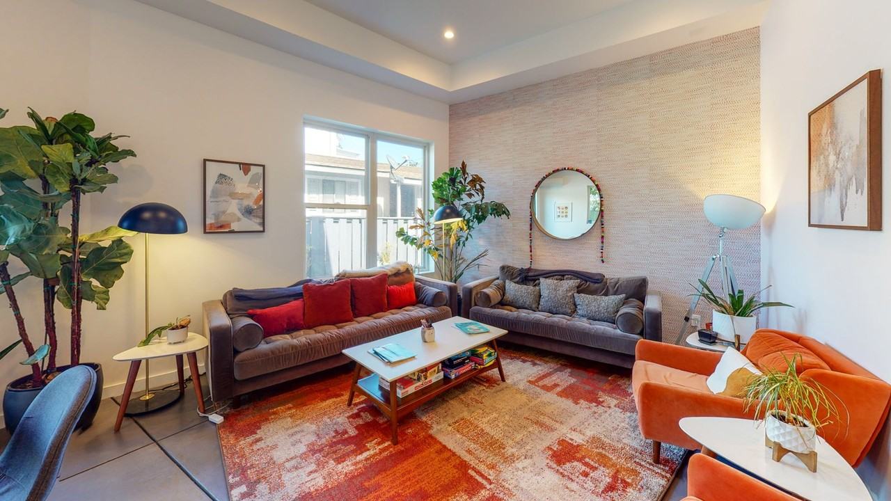 The Union - Photo 2 of 7