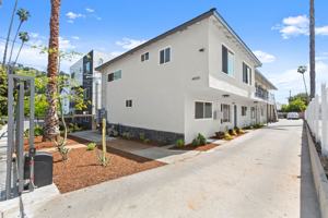 featured image of 4500 Esmeralda St