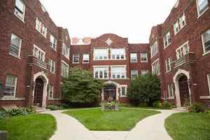 featured image of 2507 N Stowell Ave