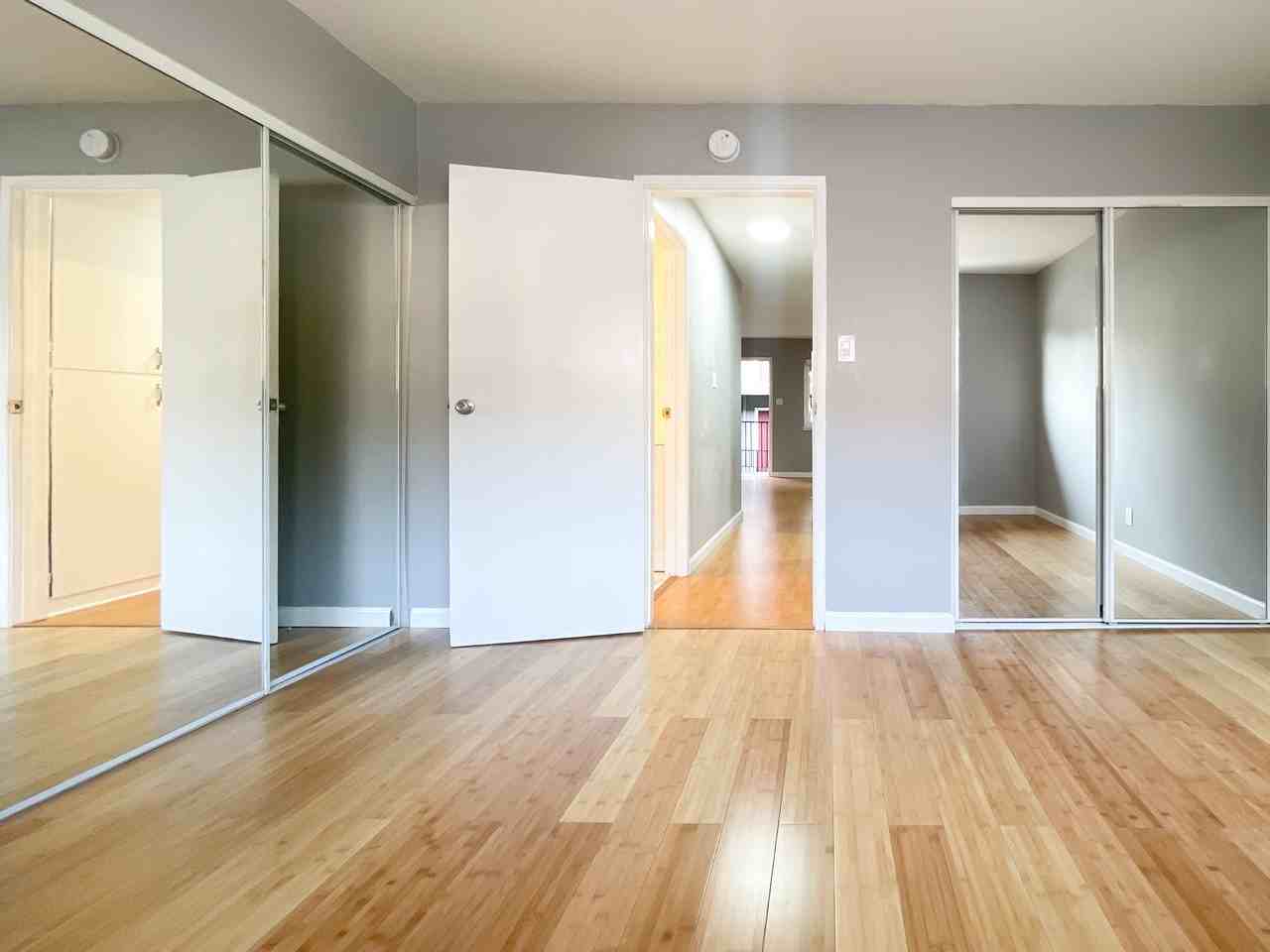 3025 Park - Photo 3 of 9