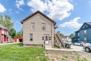 featured image of 1928 College Street