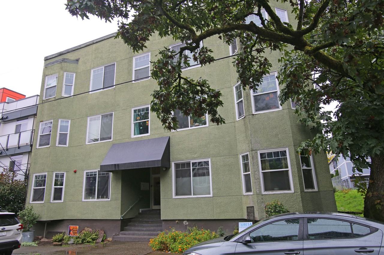 Fairmont Cherry Hill - Photo 4 of 4