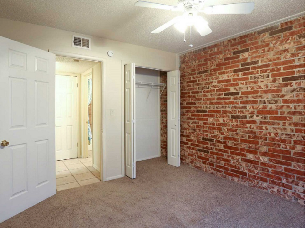 Call for Fall Specials - Photo 3 of 50