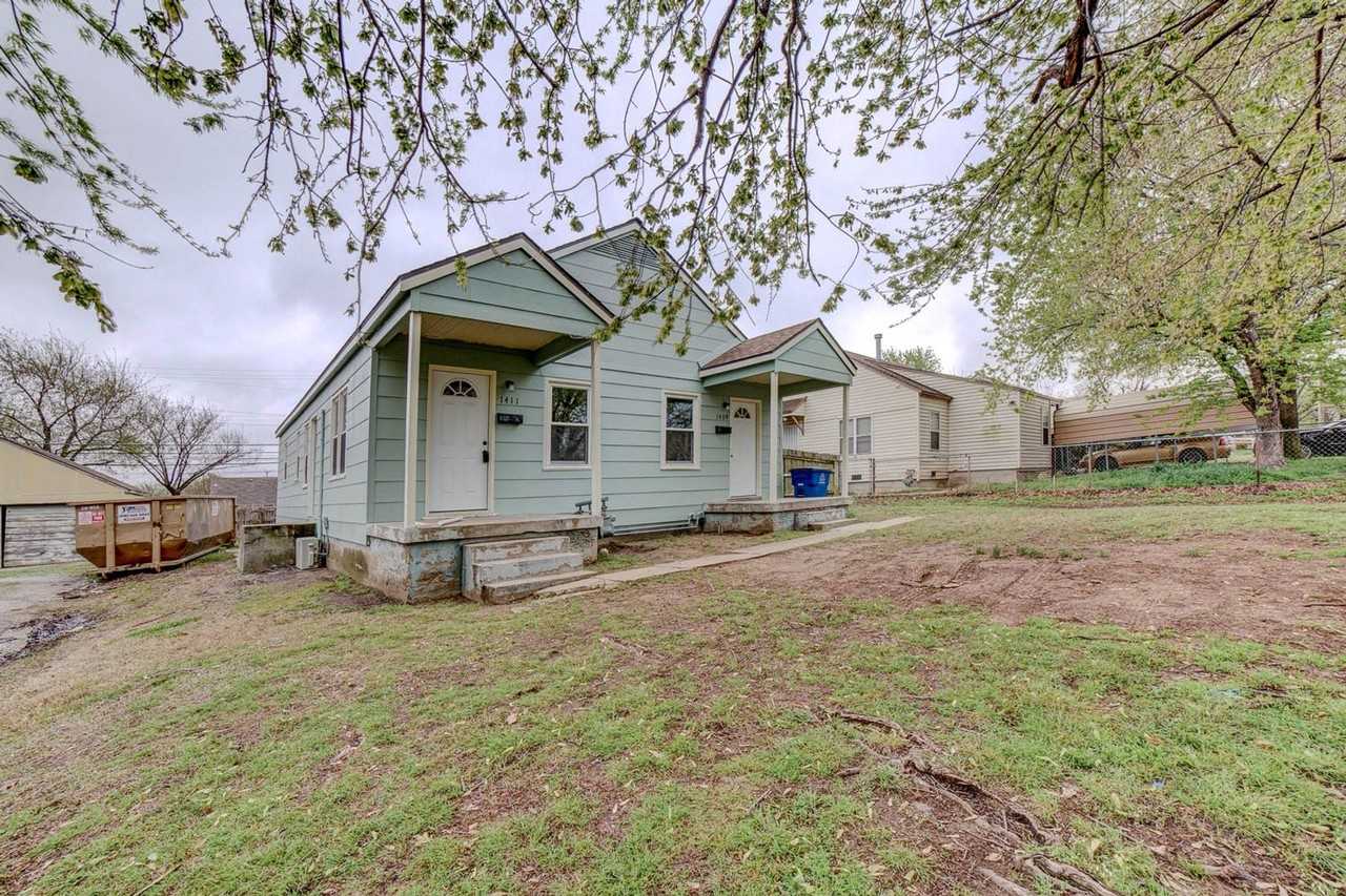 Newly Renovated Duplex! - Photo 3 of 16