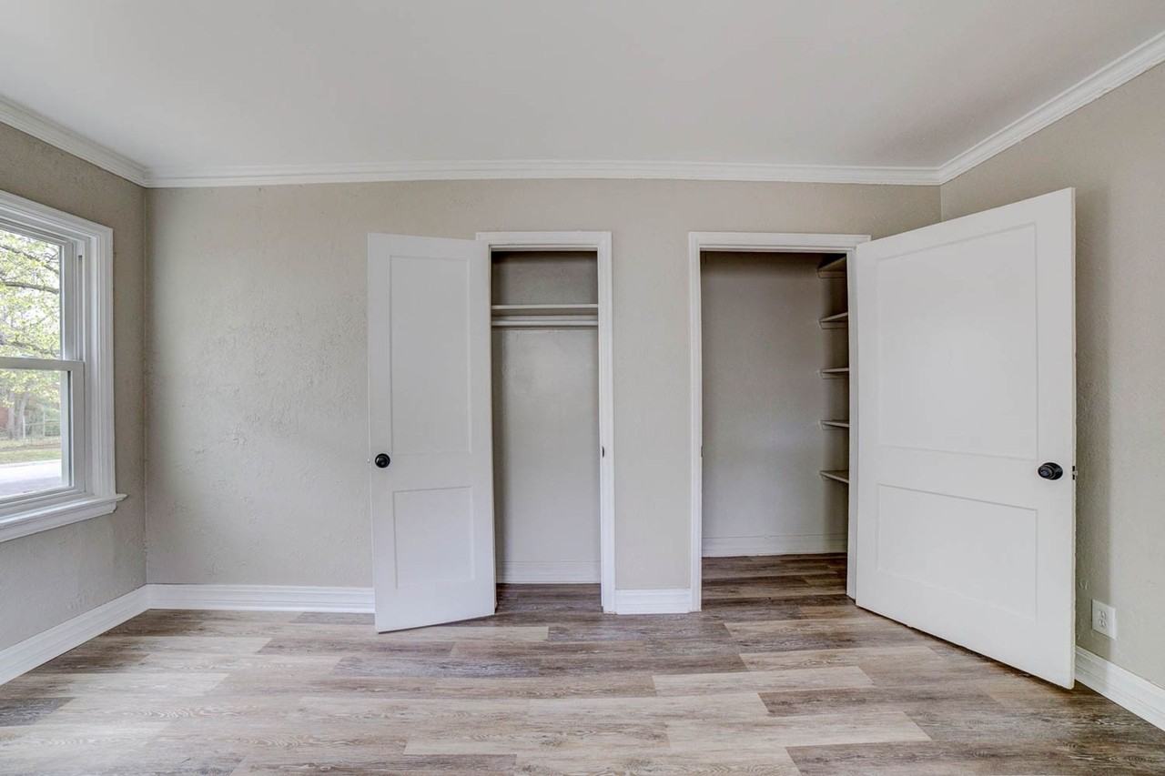 Newly Renovated Duplex! - Photo 7 of 16