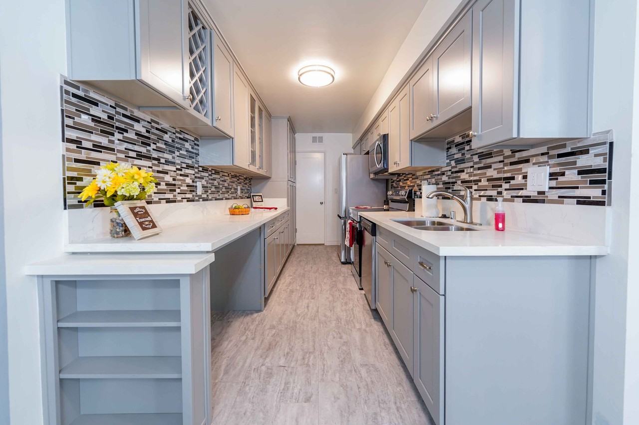 712King - Photo 4 of 48