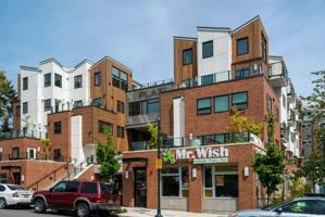 featured image of 330 4th St