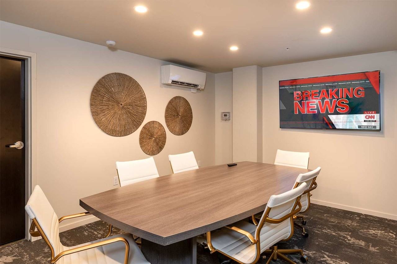 Plaza Apartments - Photo 6 of 35