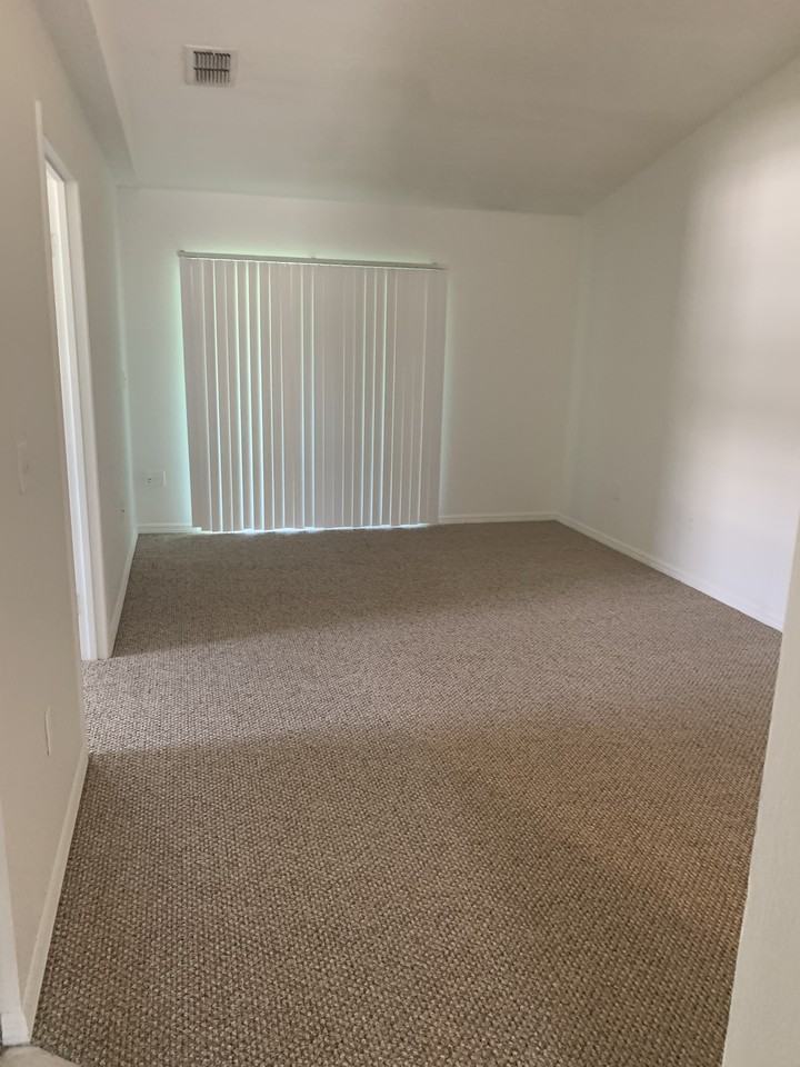 Oak Run Apartments - Photo 4 of 8