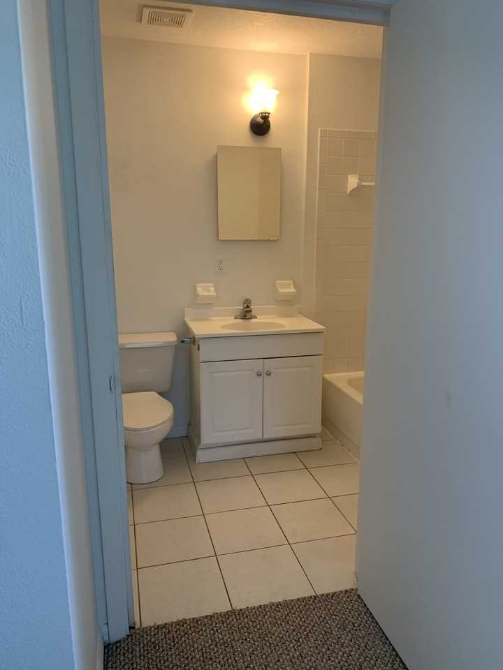 Oak Run Apartments - Photo 5 of 8