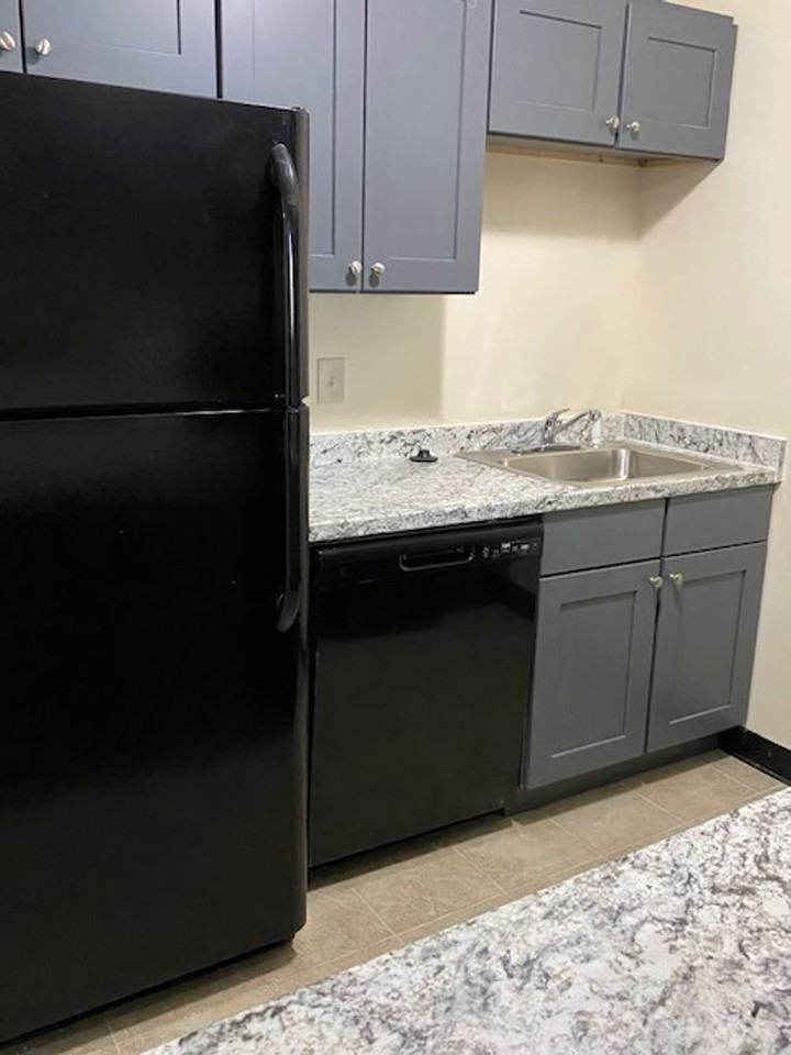 Whispering Meadows - Photo 2 of 22