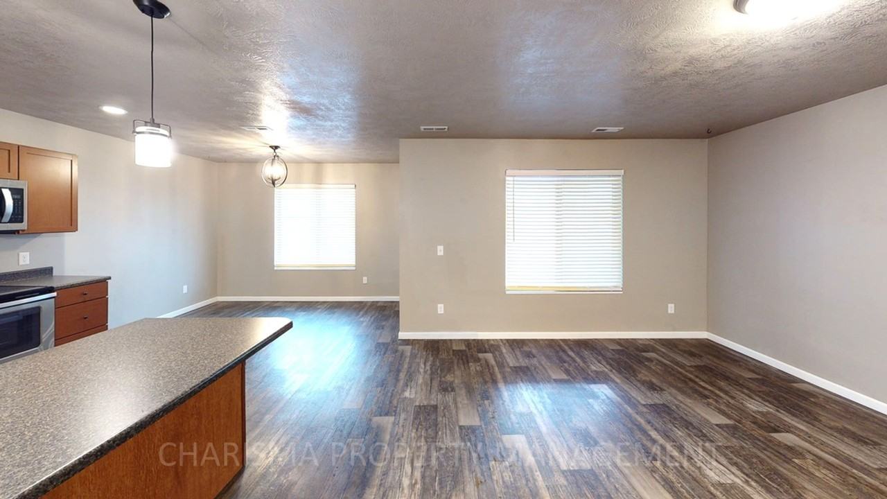 3804 N Oklahoma Ave #4 - Photo 7 of 19