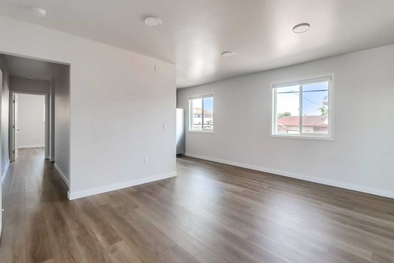 Welcome to your ideal rental in the charming community of Imperial Beach! - Photo 5 of 14