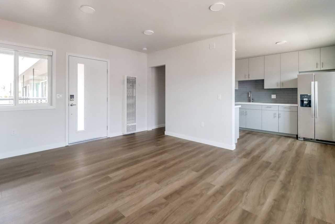 Welcome to your ideal rental in the charming community of Imperial Beach! - Photo 6 of 14