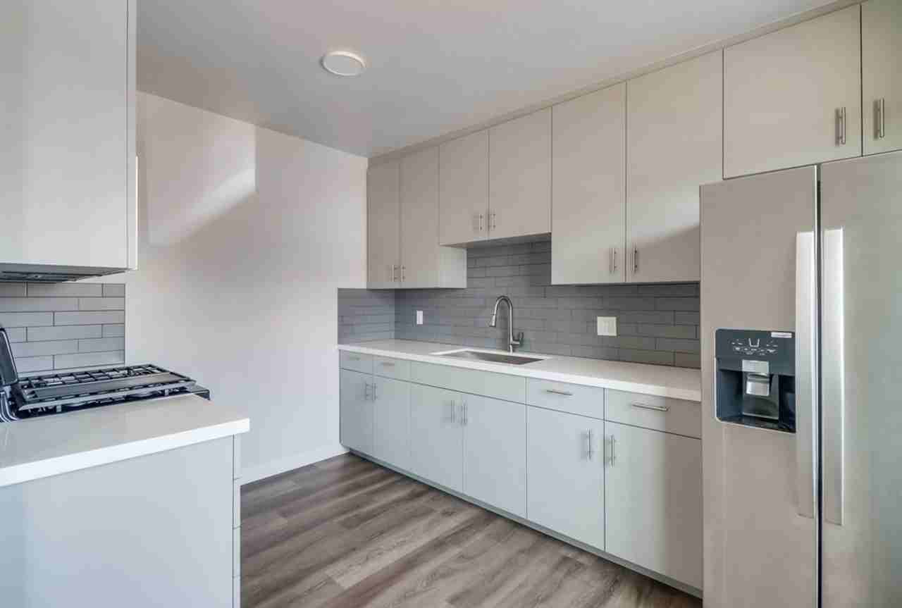 Welcome to your ideal rental in the charming community of Imperial Beach! - Photo 7 of 14