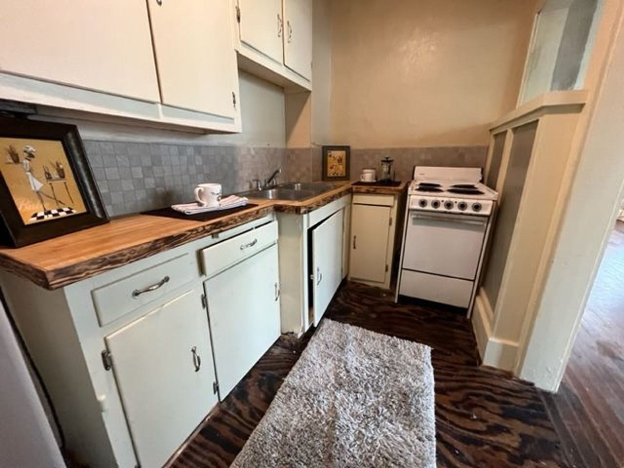 gray - Photo 3 of 39