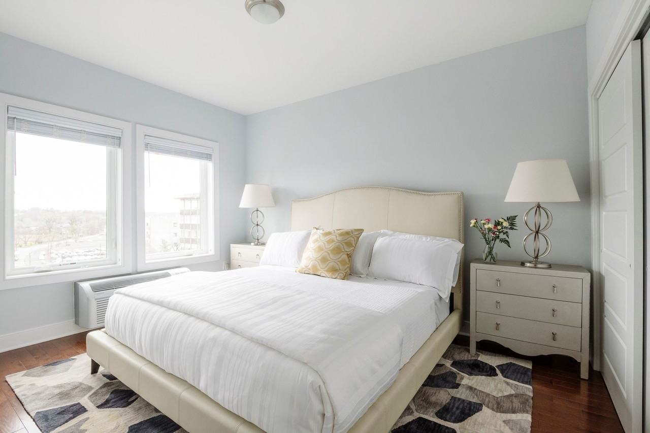 Meridia On Main - Photo 5 of 14