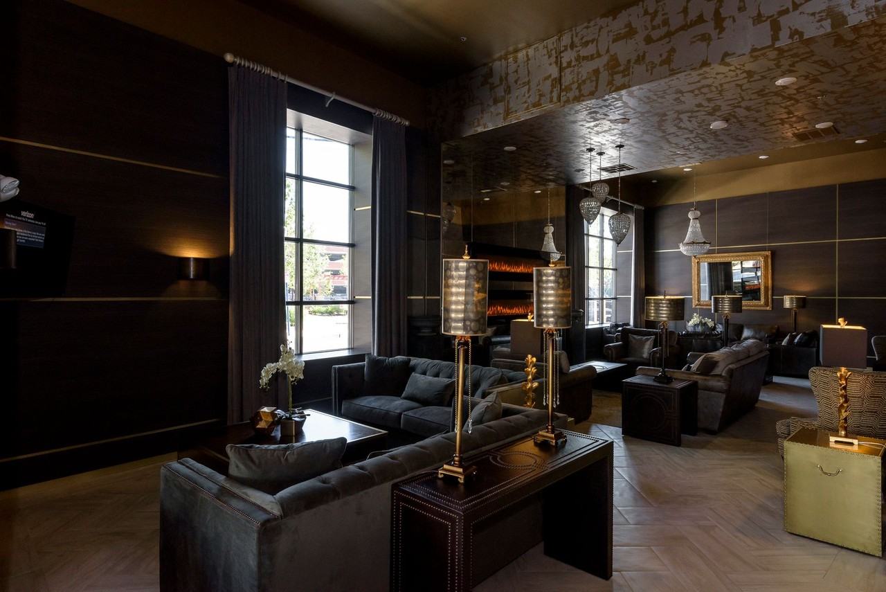 Meridia Metro - Photo 2 of 21