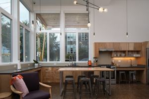 featured image of 901 Hiawatha Pl S