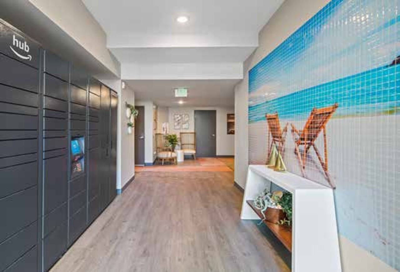 Nimitz Crossing - Photo 3 of 13