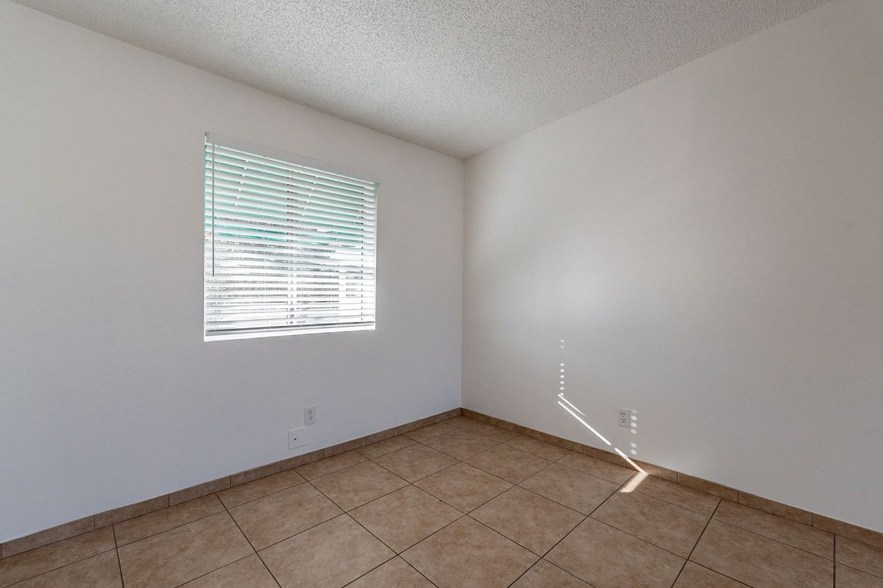 $99 move in special if you move in by 11/30 OAC! $150 nonrefundable admin fee app fee & hold fee still apply. - Photo 7 of 50