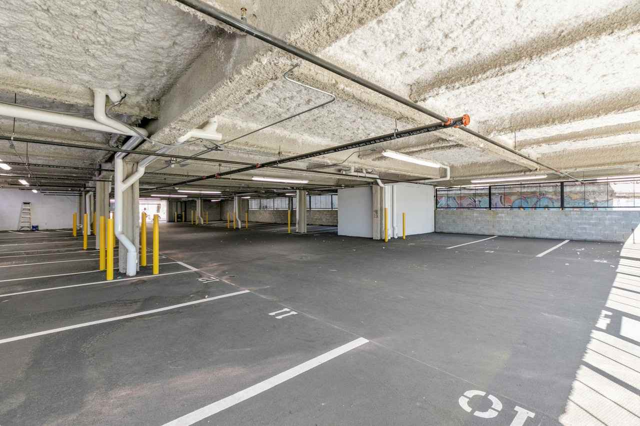 Brand New Luxury Apartments - Photo 2 of 34