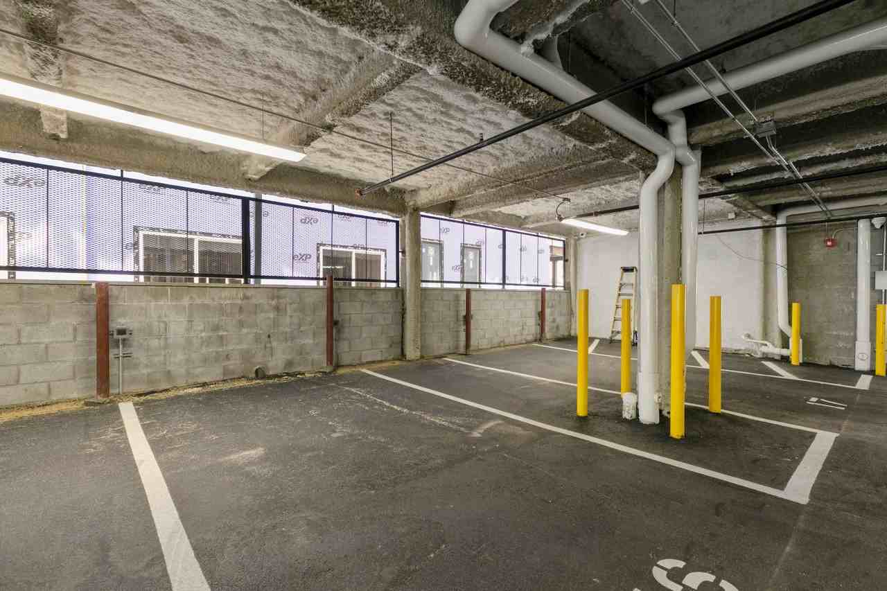 Brand New Luxury Apartments - Photo 3 of 34