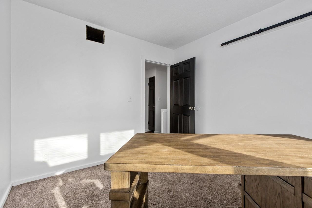 Scenic Hills Homes - Photo 2 of 31