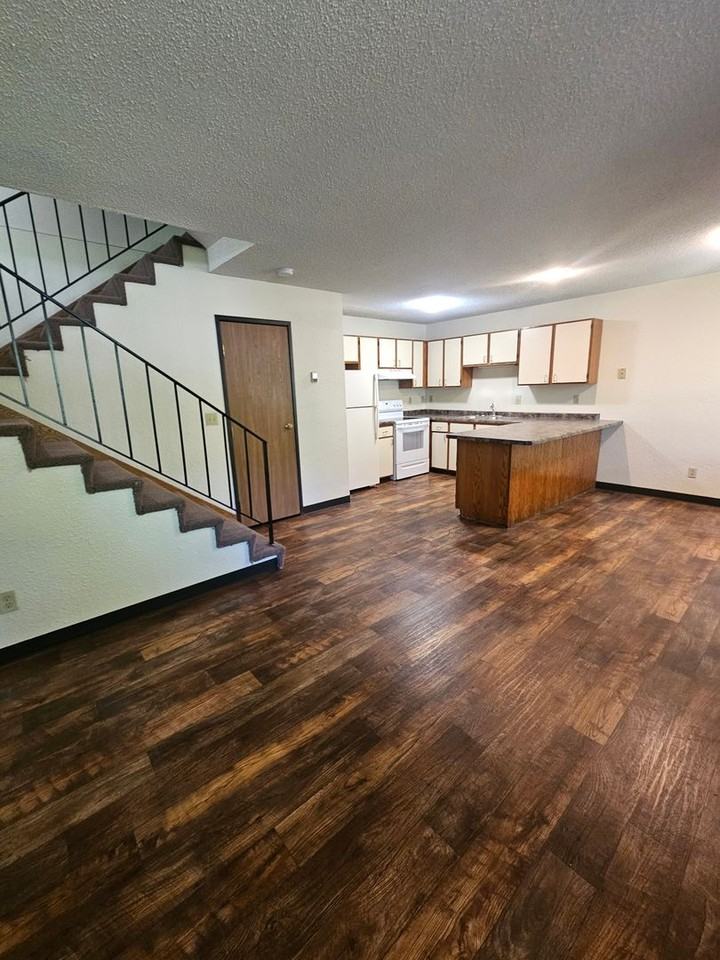 Wildwood Townhomes - Photo 6 of 15