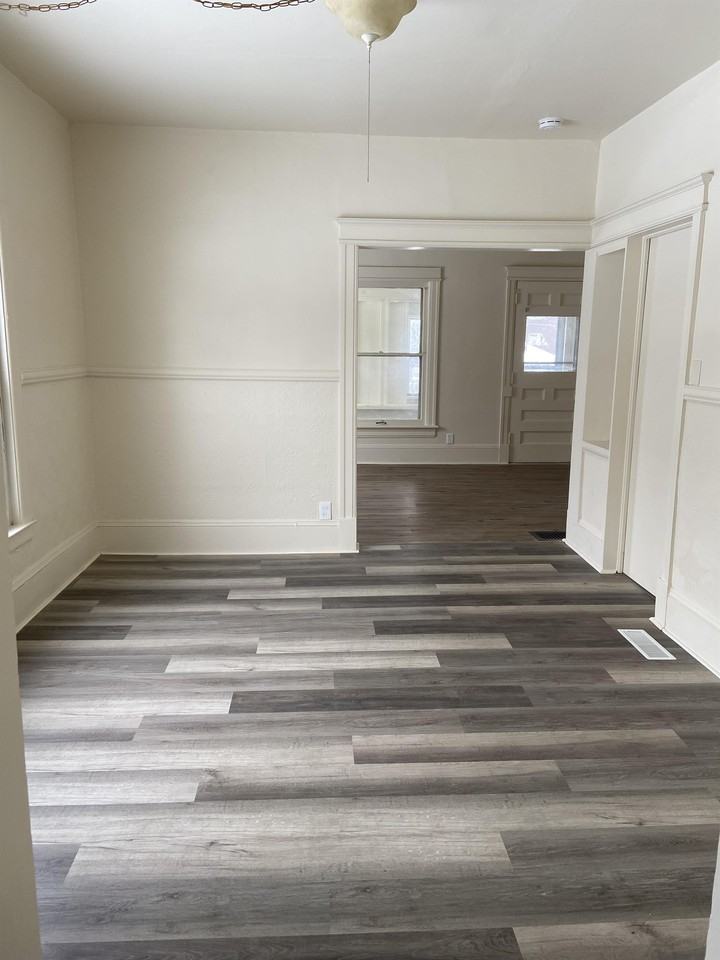 902 Orchard Pl - Photo 6 of 7