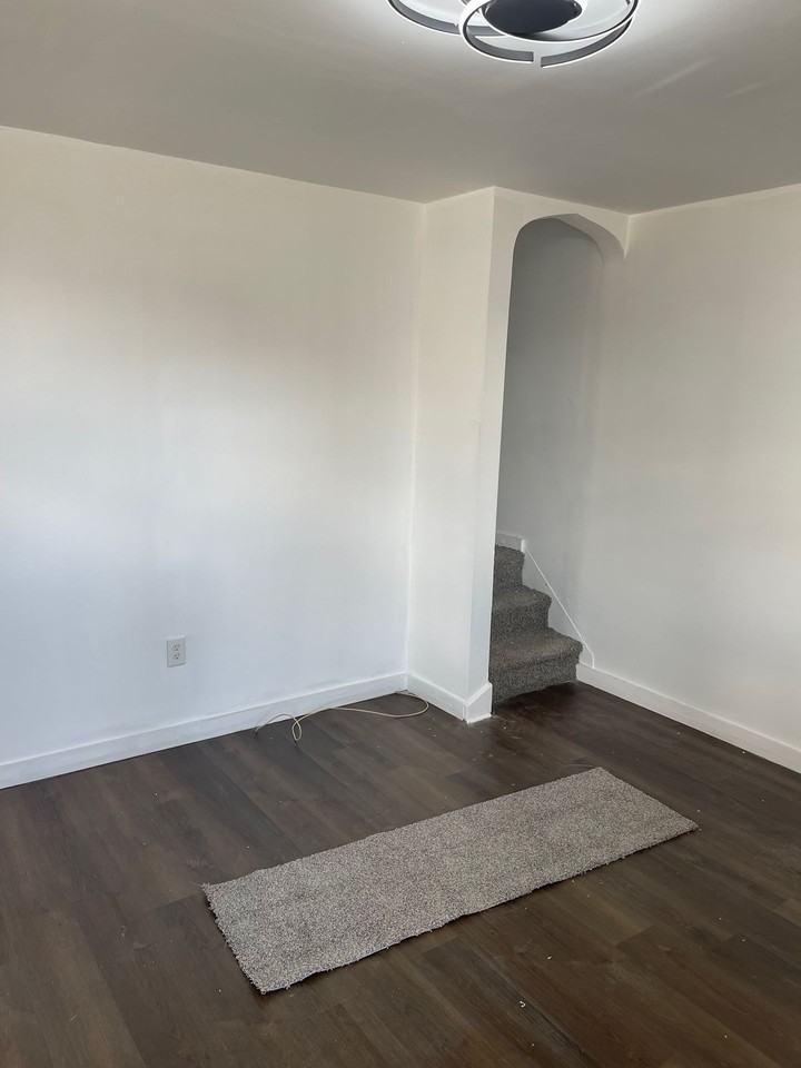 3rd Street, Pitcairn - Photo 6 of 9