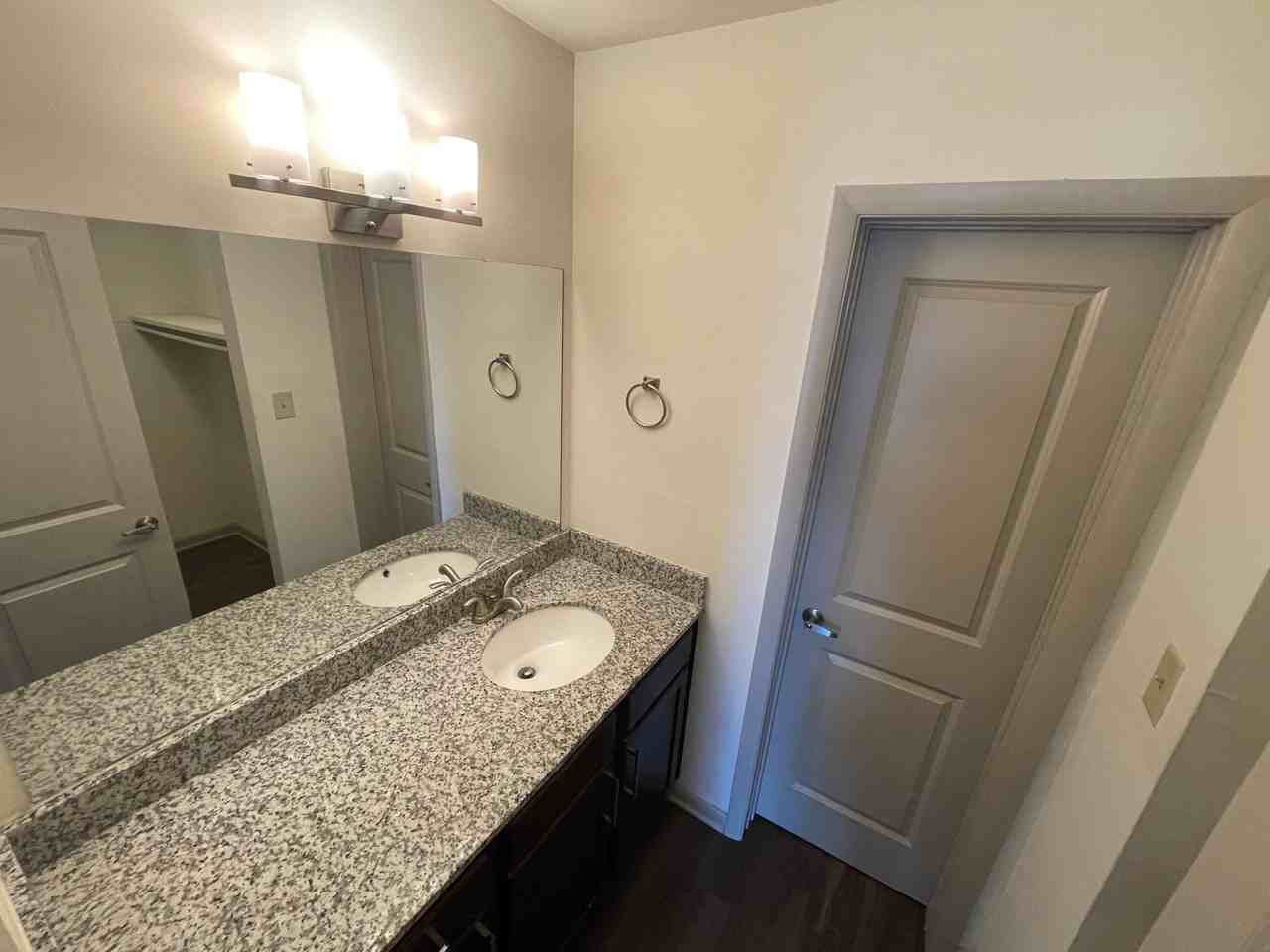 PRE LEASING AUGUST! - Photo 6 of 11