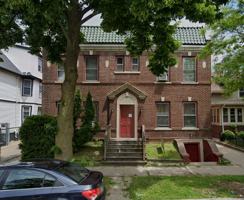 featured image of 831 College Ave