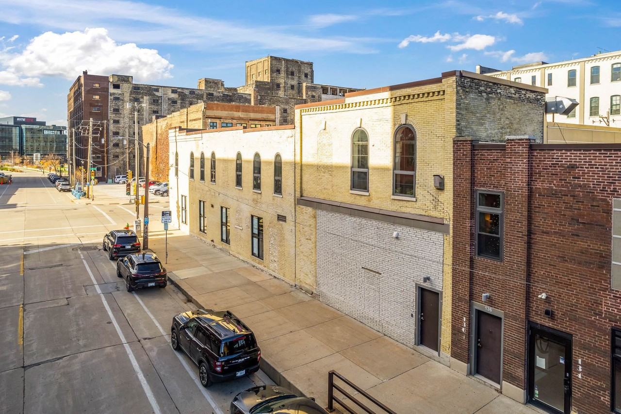 Pittsburgh & 2nd Residential - Photo 3 of 29