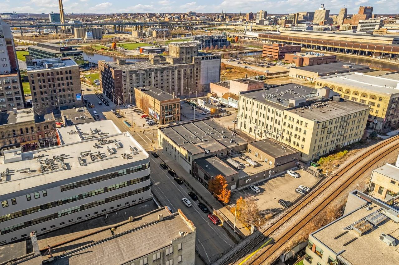 Pittsburgh & 2nd Residential - Photo 6 of 29