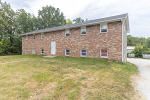 featured image of 3710 Weymeyer Dr #2