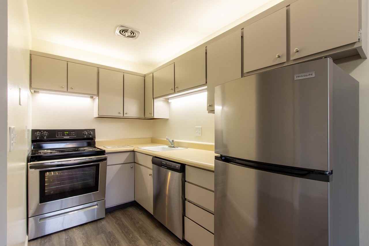 Maryland Park Apartments - Photo 2 of 44