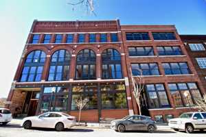 featured image of 218 Delaware St