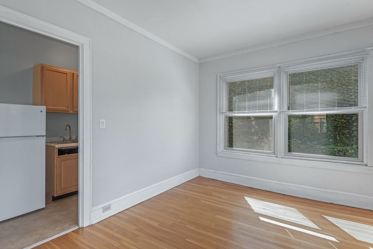 214 Oak Grove | Origen Living - Photo 6 of 16