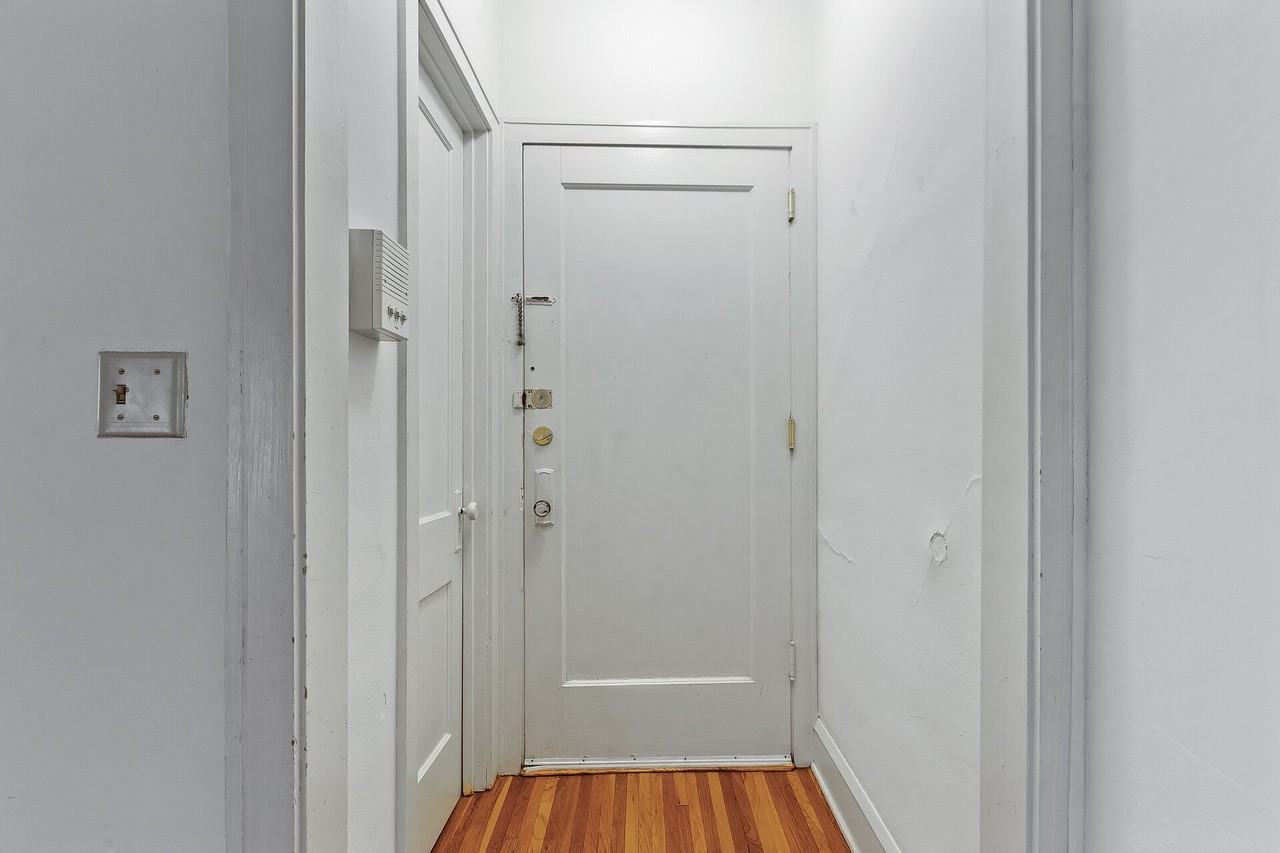 2219 Garfield Ave Apartments | Origen Living - Photo 5 of 24