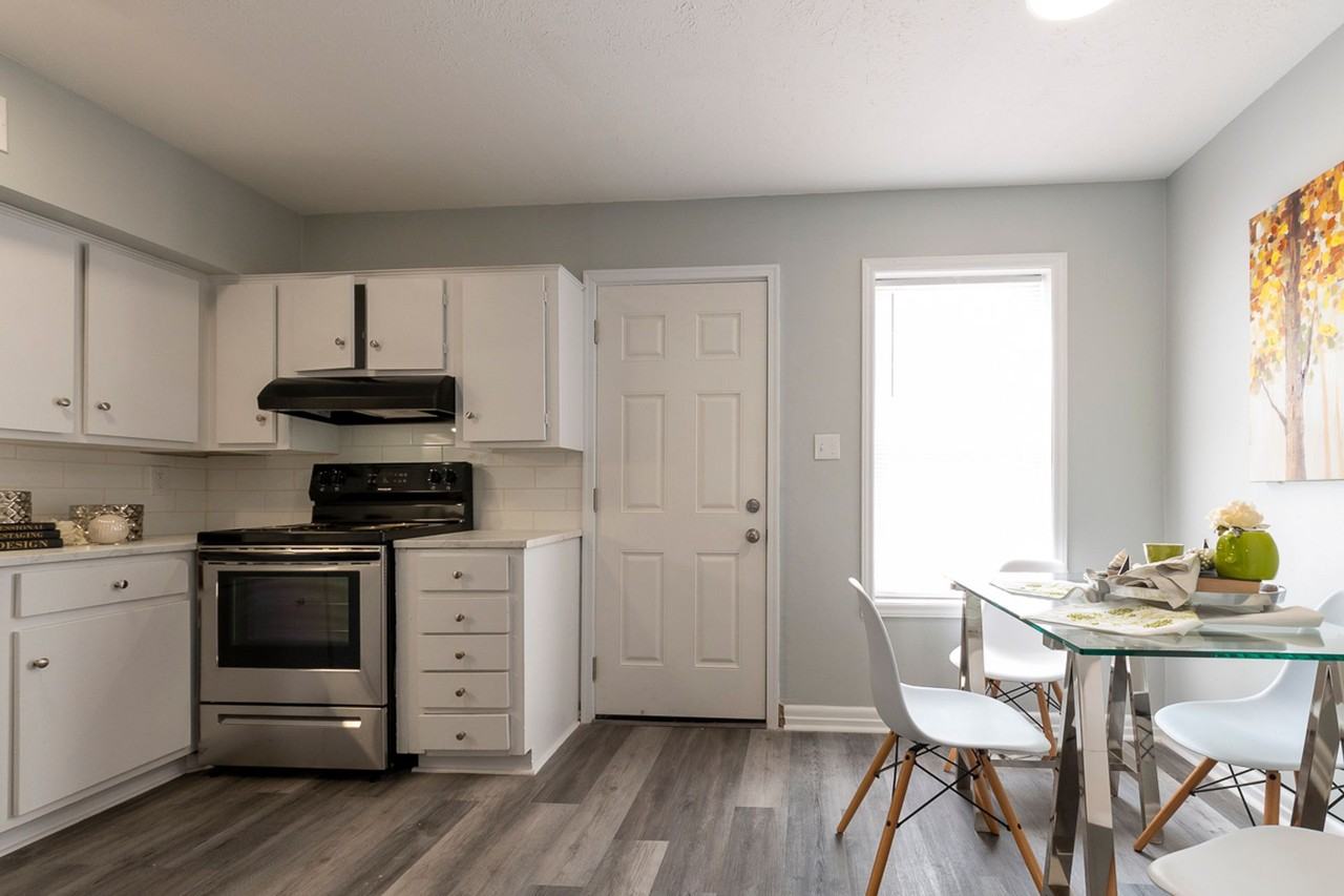 Elizabeth Road Townhomes - Photo 6 of 6