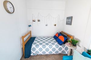 featured image of 2405 1/2 Pacific Ave